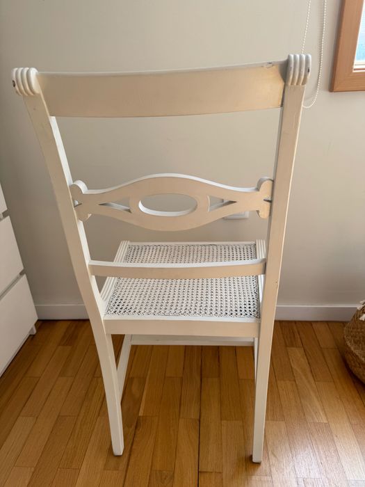 Cadeira em palhinha pintada de branco
