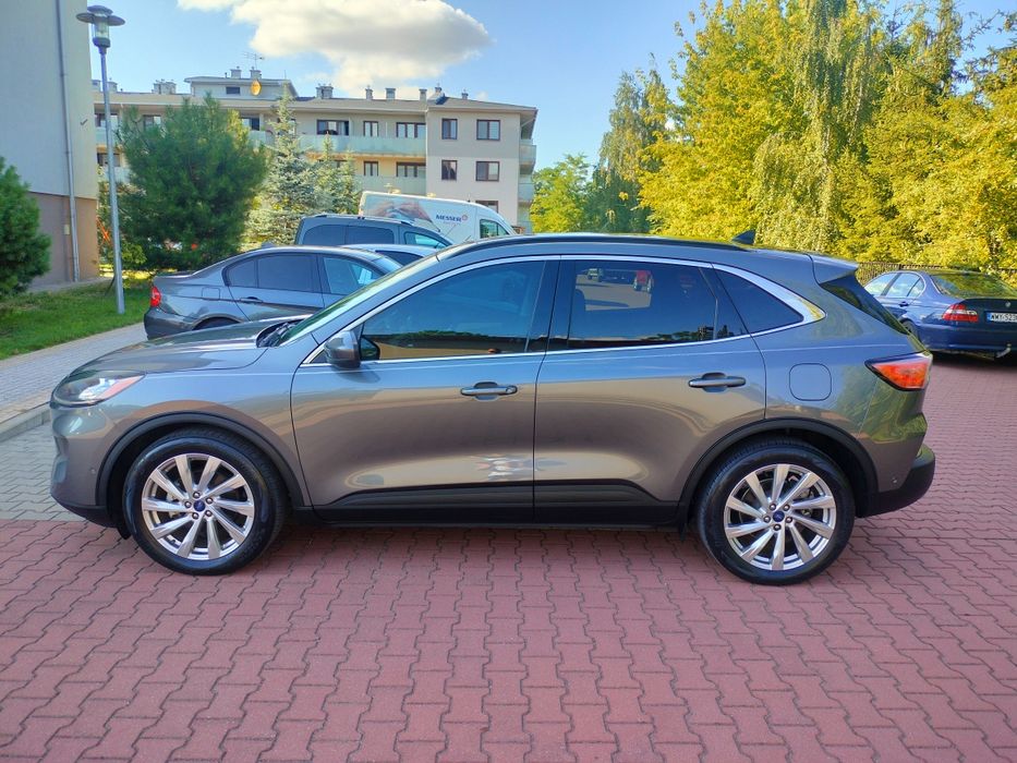 Escape/Kuga 2.5 FHEV benzyna + hybryda, 1 wlasciciel w Polsce,