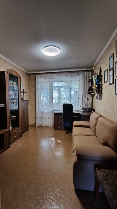 Здається 2 кімн. квартира "Чешка" на Універмазі