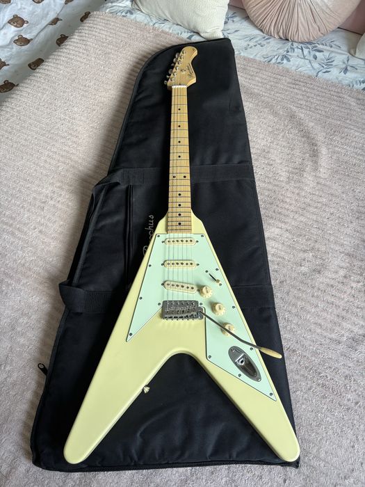 Bacchus BFV-HYBRID | Flying V x Stratocaster | Limited Edition