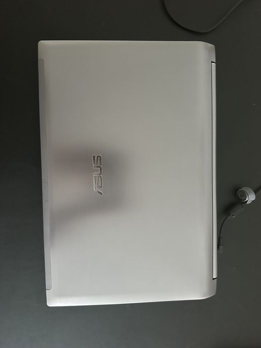 Portátil ASUS | 250gb SSD | 8gb ram | 2gb gráfica