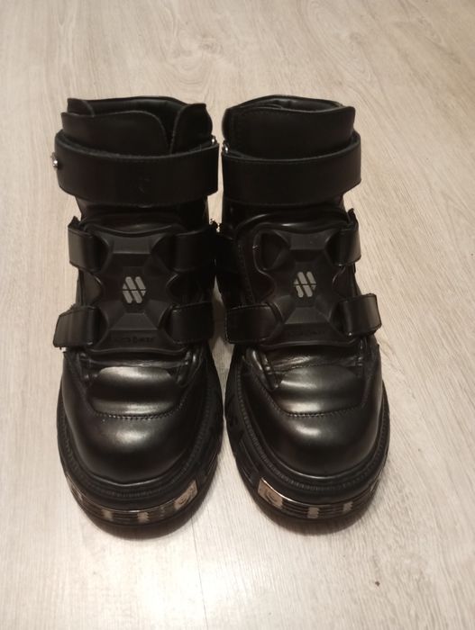 чоботи чорні new roch