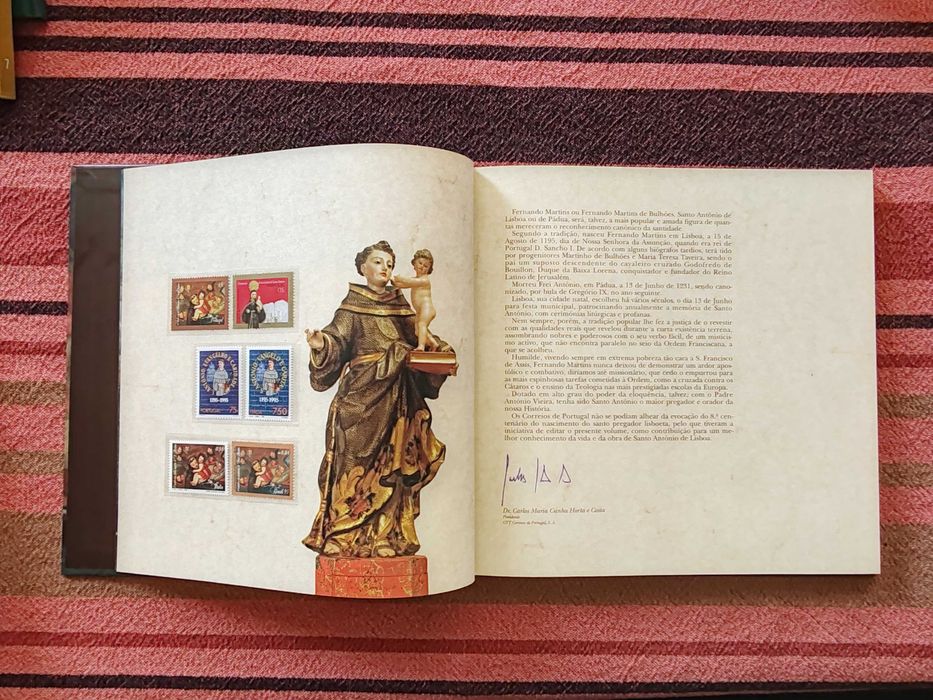 Livro de selos 8º Centenário do Nascimento de Santo António
