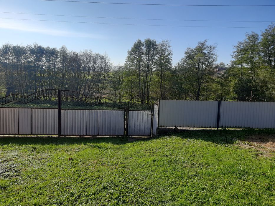 Продам будинок  к хорошому стані  кому потрібно  дзвоніть.