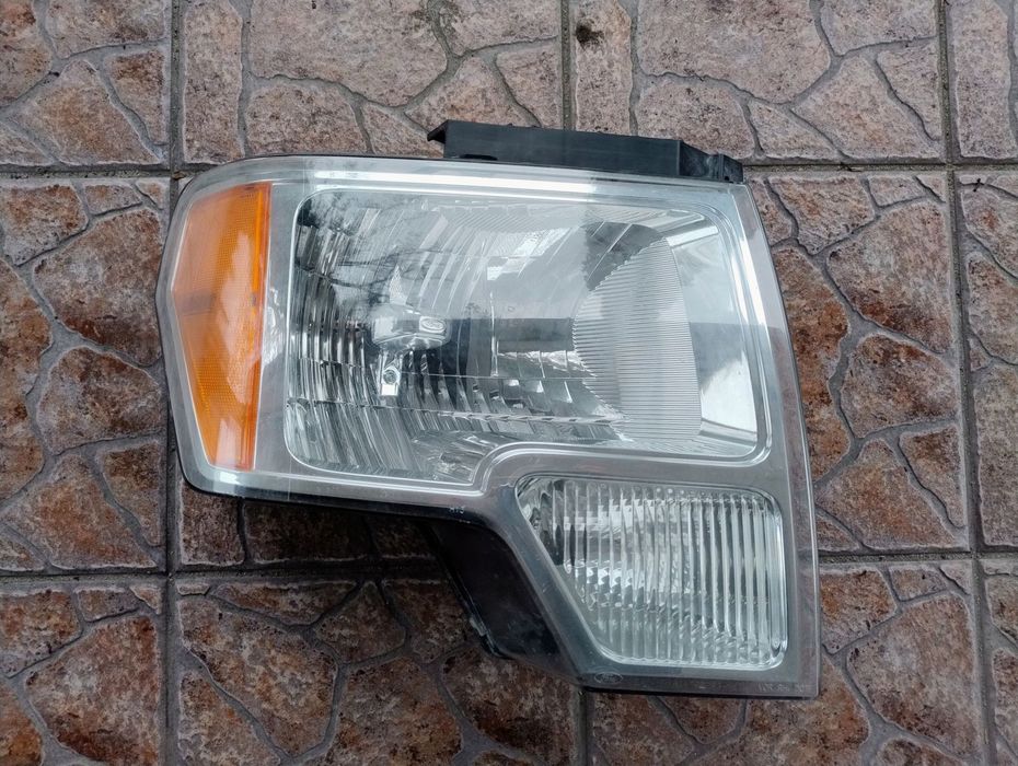 lampa prawa zwykła ford f-150 xii 12 2008-2014