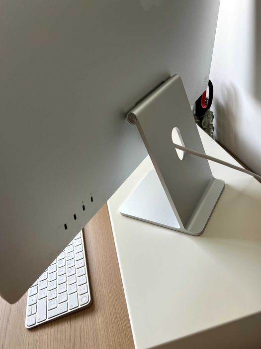 iMac Prateado (24 polegadas, M1, 2021)499060407114803202