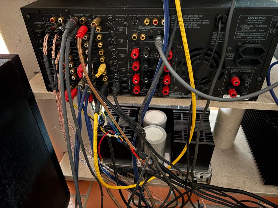 Amplificador AV Onkyo