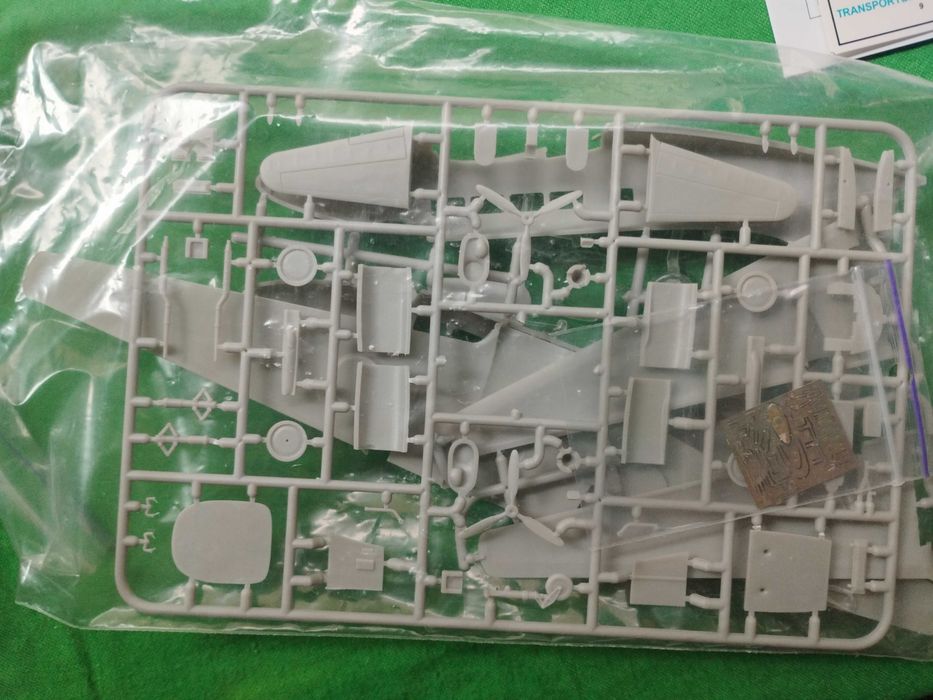 1/72 Amodel 72294 de Havilland dH.104 Dove Transportes Aéreos de Timor + EXTRAS TAP