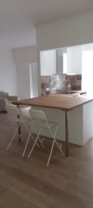 Quarto Simpático perto do Técnico