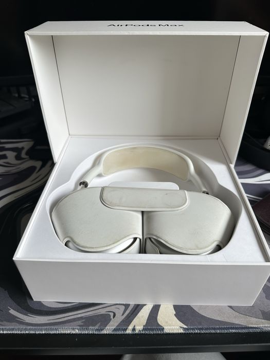 AirPods Max używane