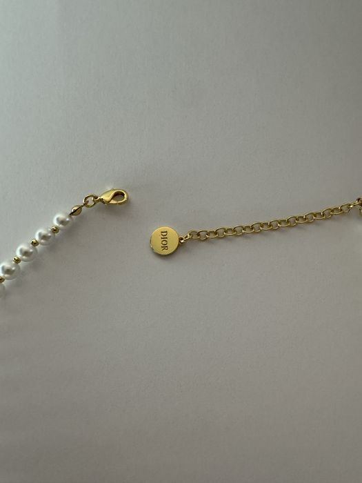 Cudny naszyjnik z pereł Dior