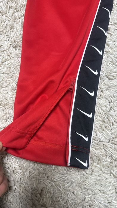 Штани найк лампаси