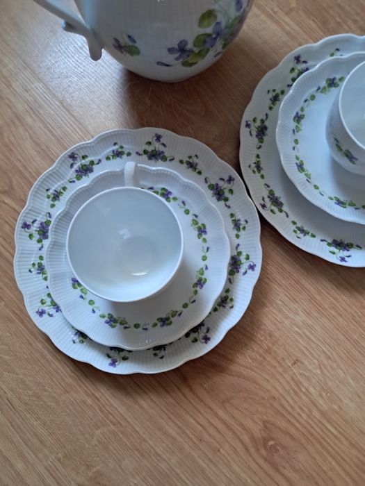 Zestaw porcelanowy kawowy