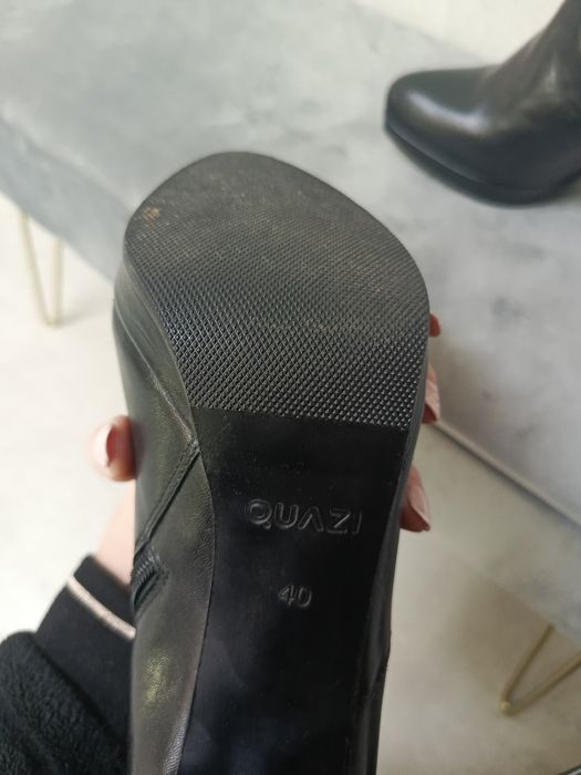 Botki na szpilce Quazi rozm 40 skóra