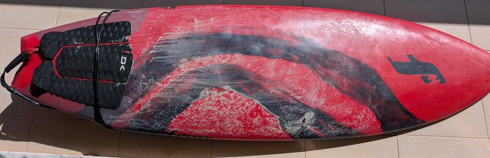 Prancha de Surf Ferox "Medronho" 6'0 (35.5L) - Epóxi / Ecofoam