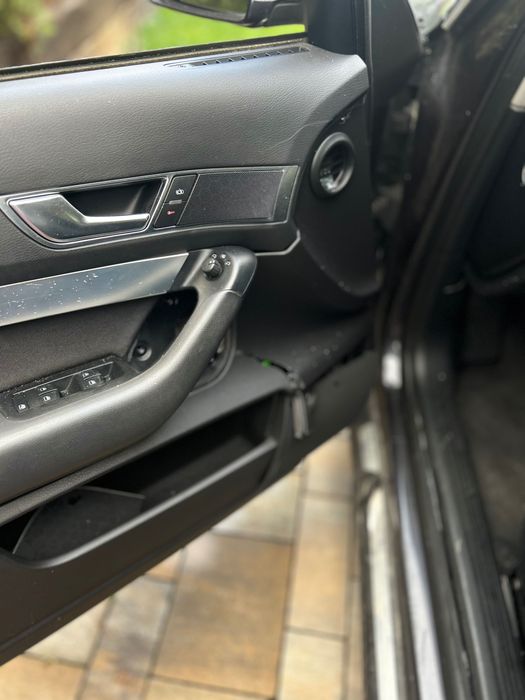 Audi A6C6 quatro 3.0tdi uszkodzony