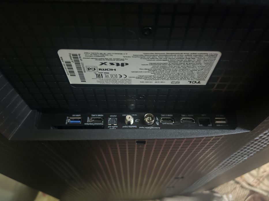 TCL 43P7K 43” 4K QLED Google TV – Como Nova