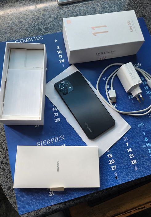 Xiaomi 11 lite 5G - jak NOWY !!