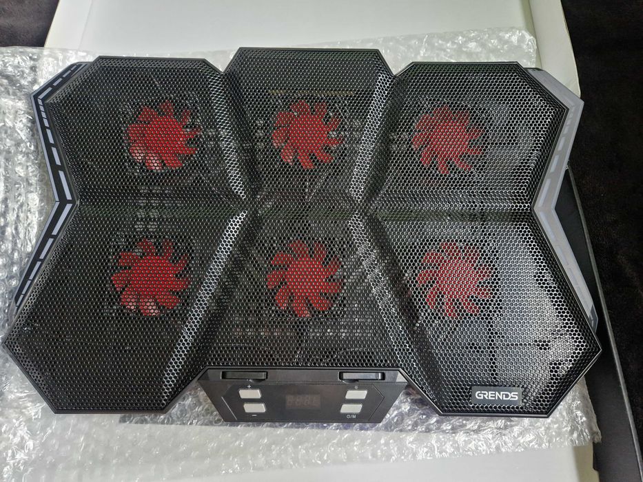 Podstawka chłodząca pod laptopa GRENDS 10-17' 6 fans RGB Model KMD3