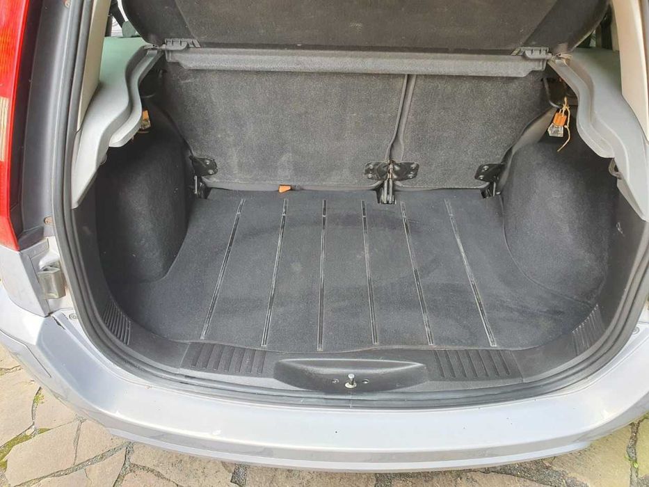 Форд Фюжен 1,4 бензин 2011 рік