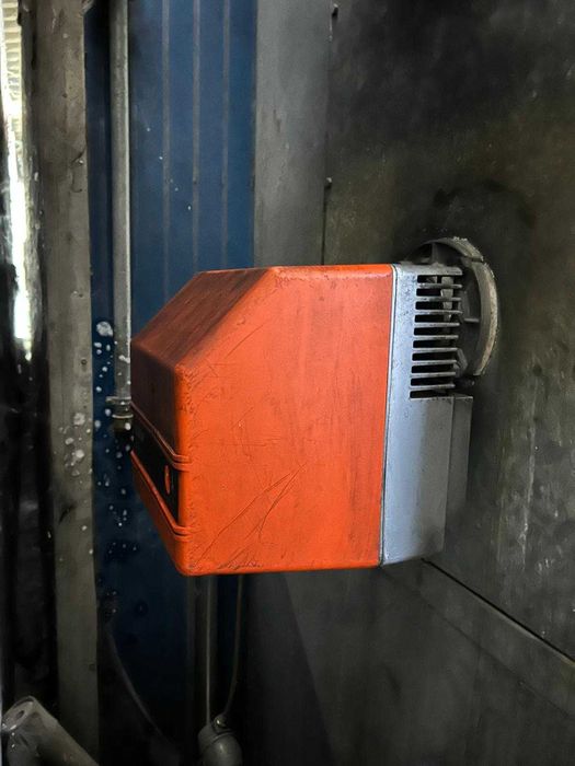 ESTUFA DE PINTURA   /    MUITO BEM CONSERVADA