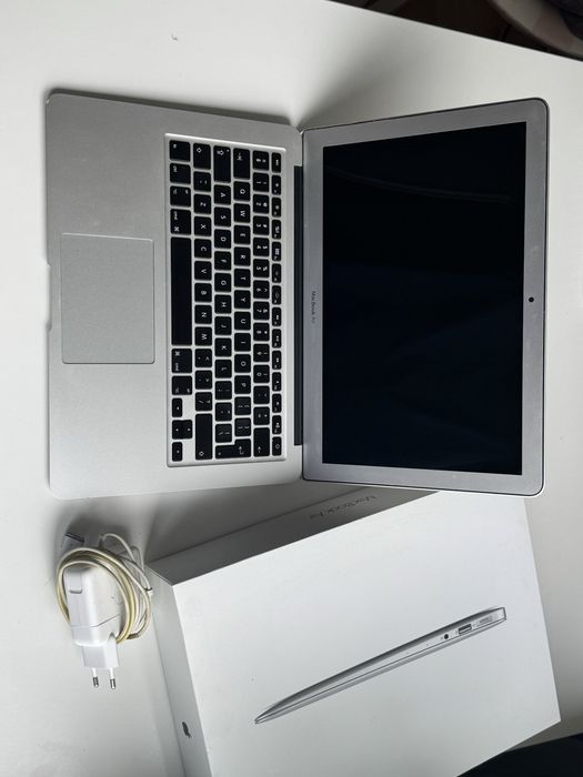 Macbook Air 13 cali