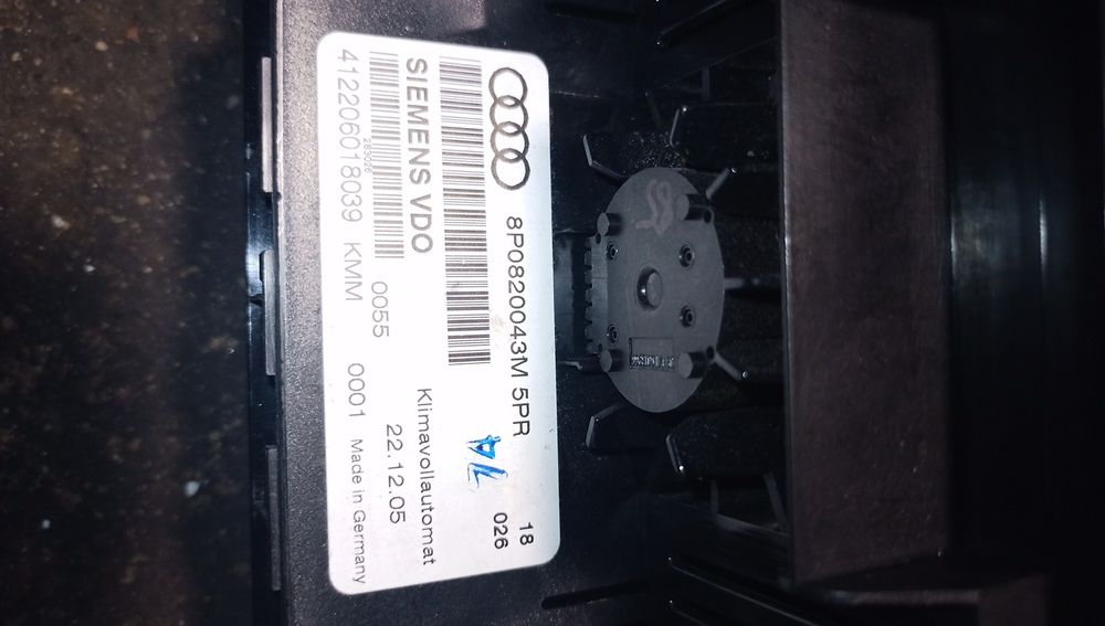 Panel klimatyzacji Klimatronic Audi A3 8P lift -08 oryginal gwarancja