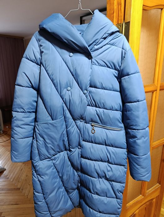 Зимовий гарний пуховик