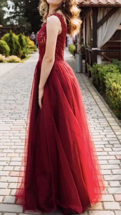 Вечірня, випускна сукня.