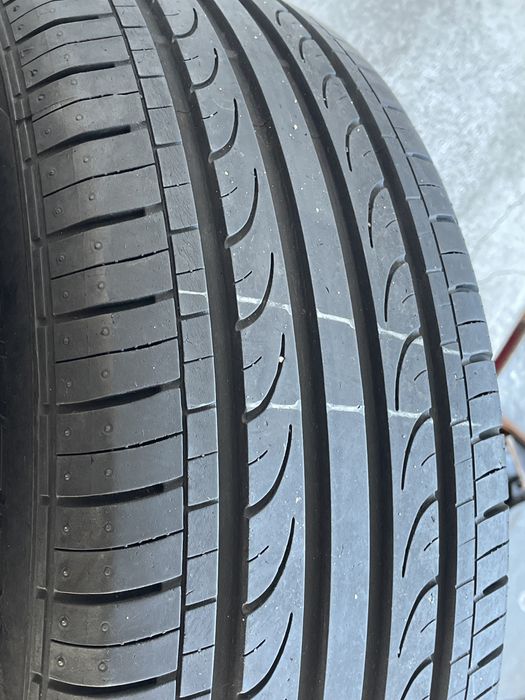 Pneus 215-60r16 como novos