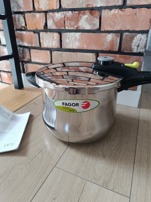Szybkowar FAGOR nowy