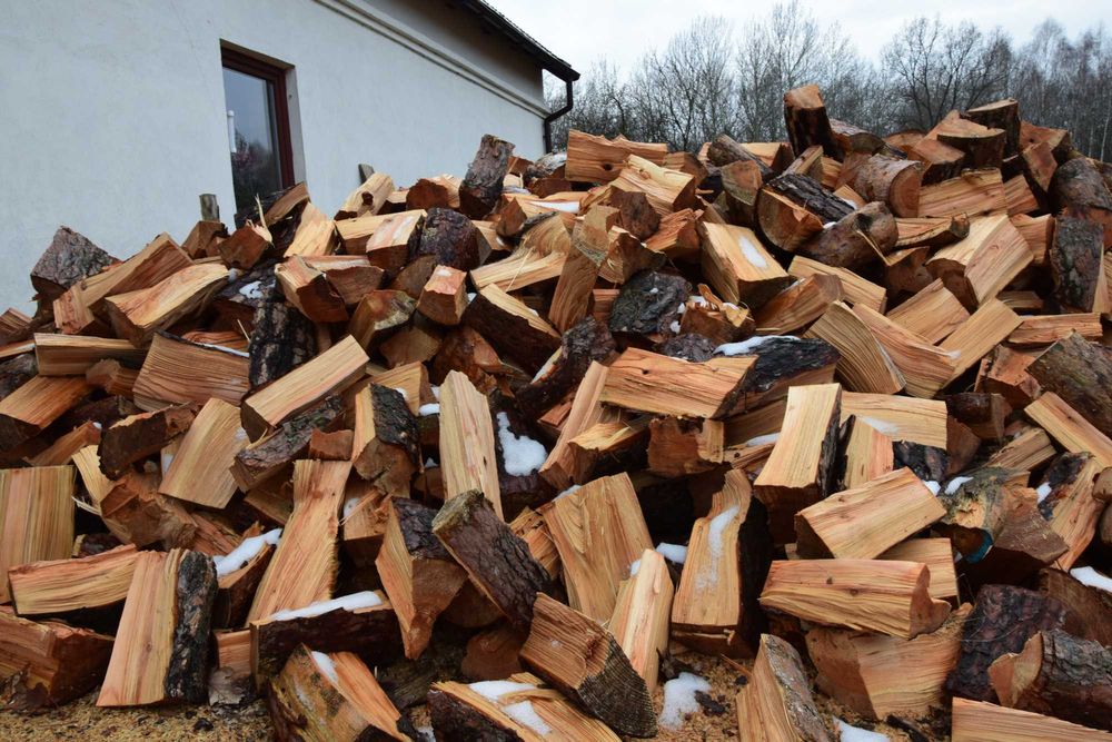 Drewno kominkowe i opałowe AKACJA