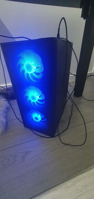 Gamingowy zestaw — Ryzen 7 9800X3D / RTX 5070 / 32 GB / 1 TB SSD