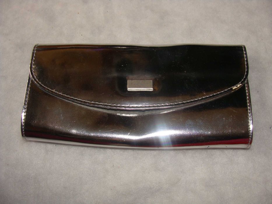 Bolsa Prateada da Oriflame