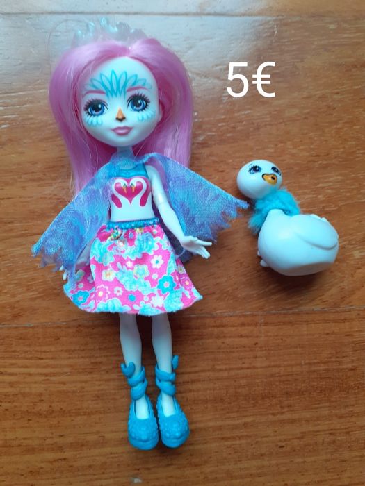 Echantimals bonecas e mascote