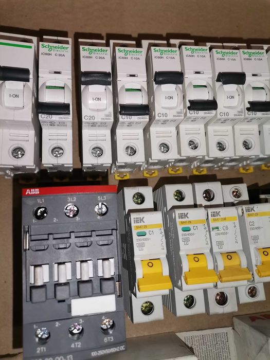 Автоматические выключатели  Schneider Acti 9 France