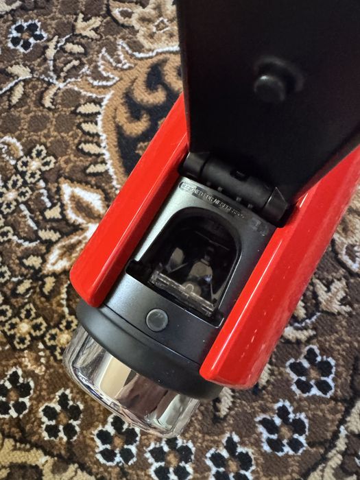Капсульна кавоварка Nespresso Citiz