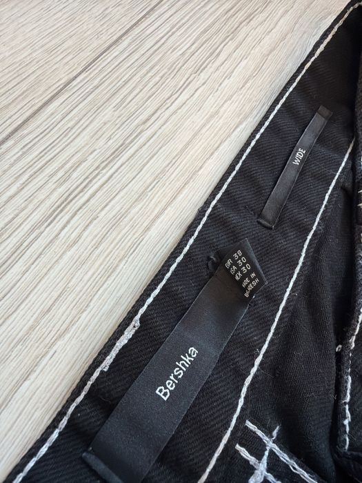 Spodnie Bershka r.38
