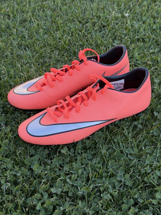 Buty piłkarskie Nike Mercurial Victory V Rozmiar 44