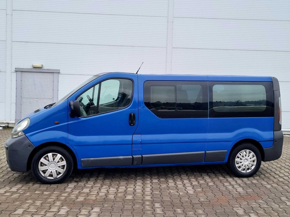 Nissan Primastar 1.9D 2004r *LONG* 9-Osobowy * ( Vivaro/Trafic ) *BUS*
