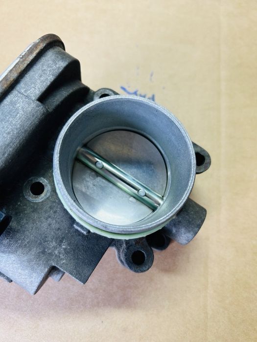 Дросельна заслонка Mopar 4891735AC