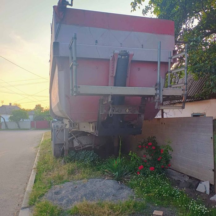 Самосвал самоскид