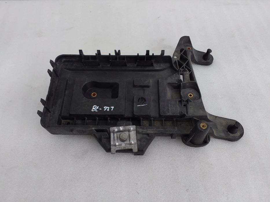 Base / caixa da bateria VOLKSWAGEN Golf V Variant (1K5)