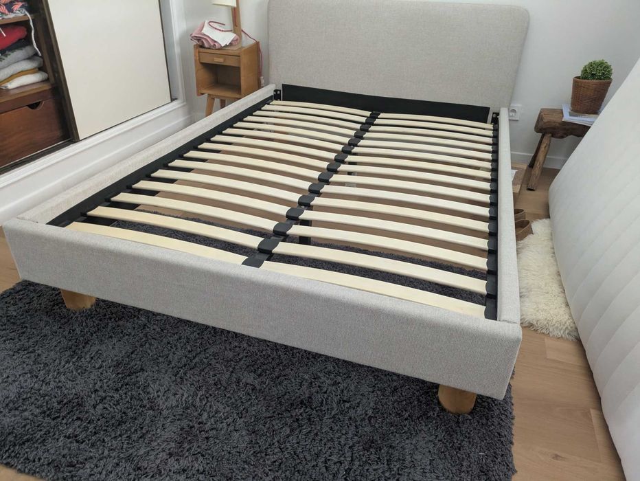 Cama de casal nova