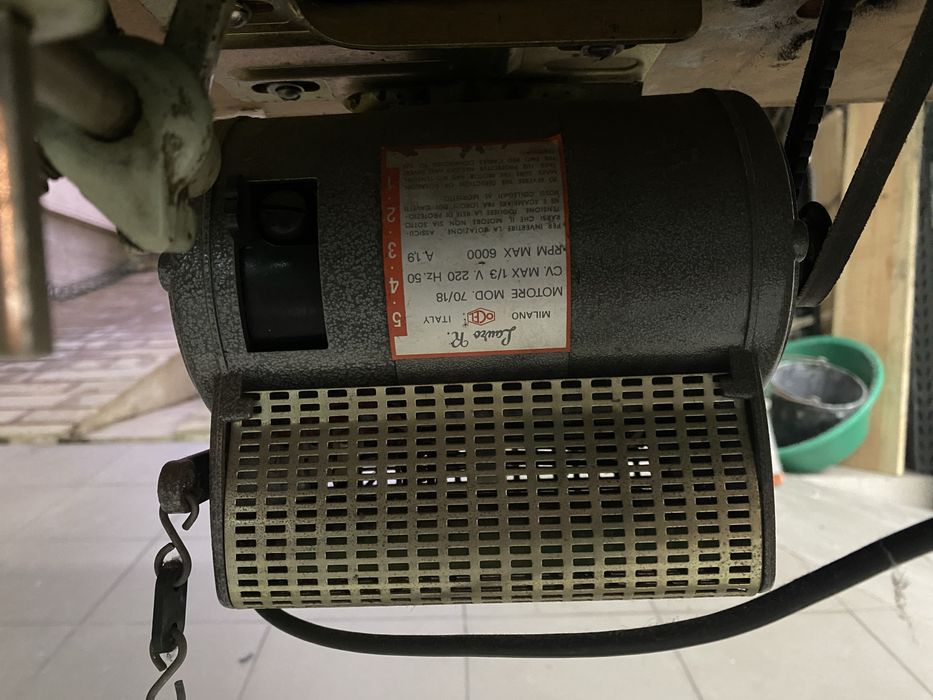 Maquina Costura Ponto Corrido Singer