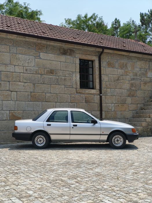 Ford Sierra 1.8 GL foto 3