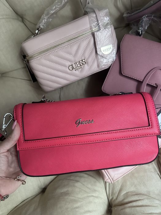 Сумка Guess рожеві