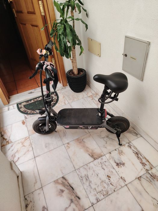 Vende-se trotinete