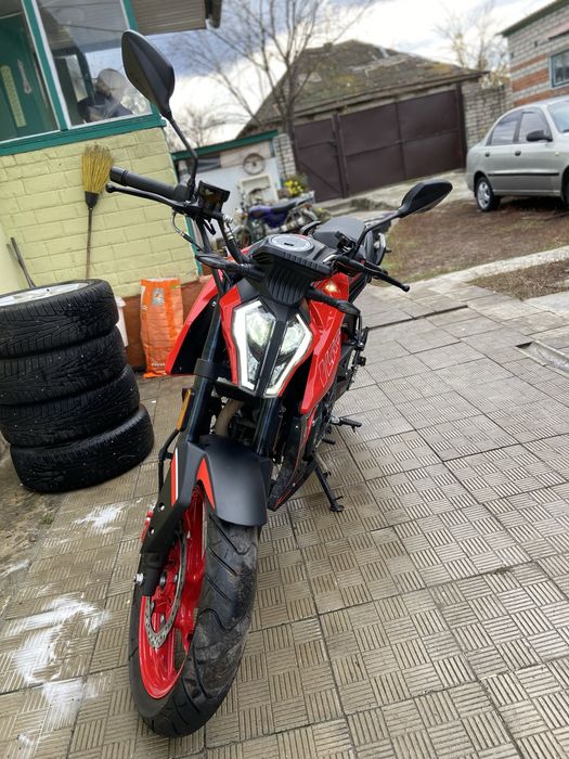 Продам Geon Vertex 300