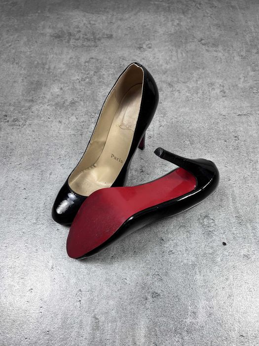 Szpilki Christian Louboutin damskie buty na obcasie rozmiar 40 czerwona podeszwa.